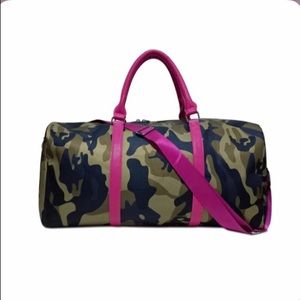 Round Camo Dufflebag